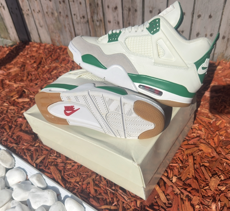 featured image for Jordan 4 SB Pine Green
